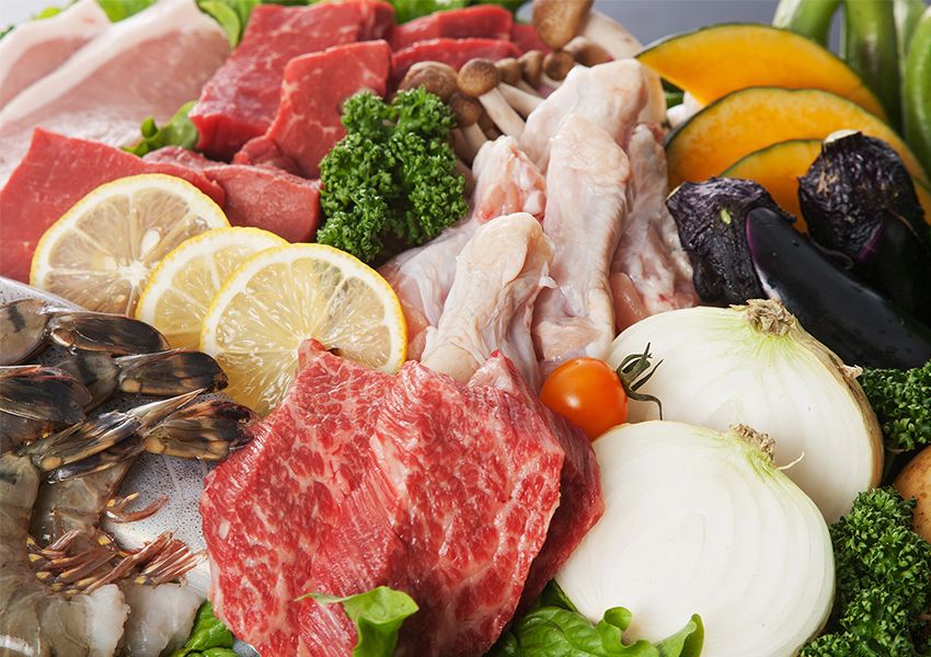 低温で管理される食材の写真